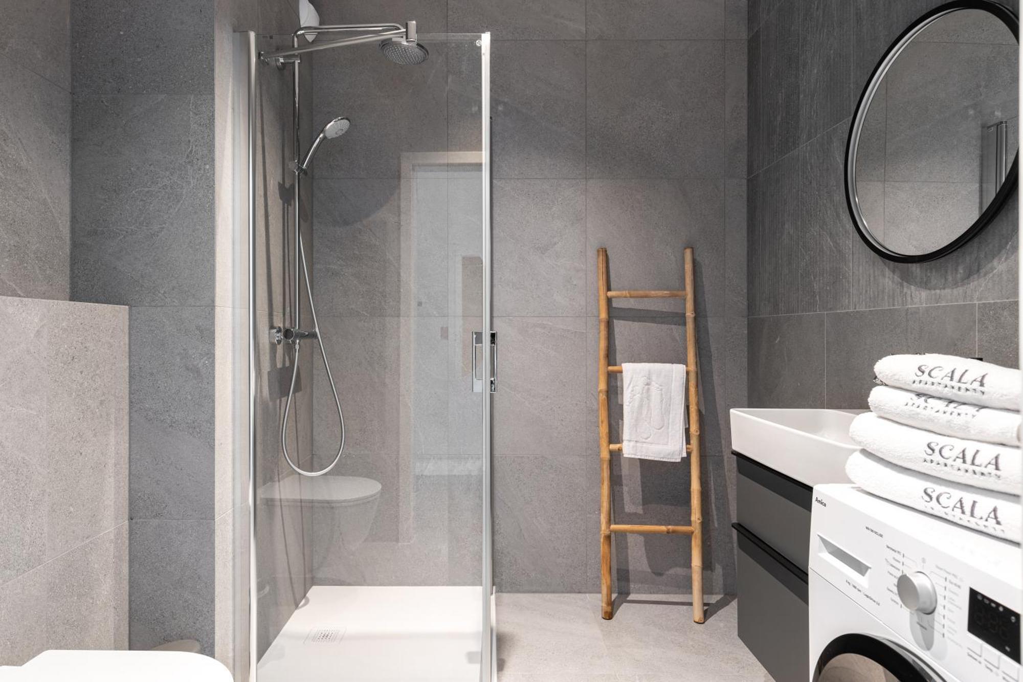 גדנסק Scala City Center Apartments With Parking By Lion Apartments מראה חיצוני תמונה
